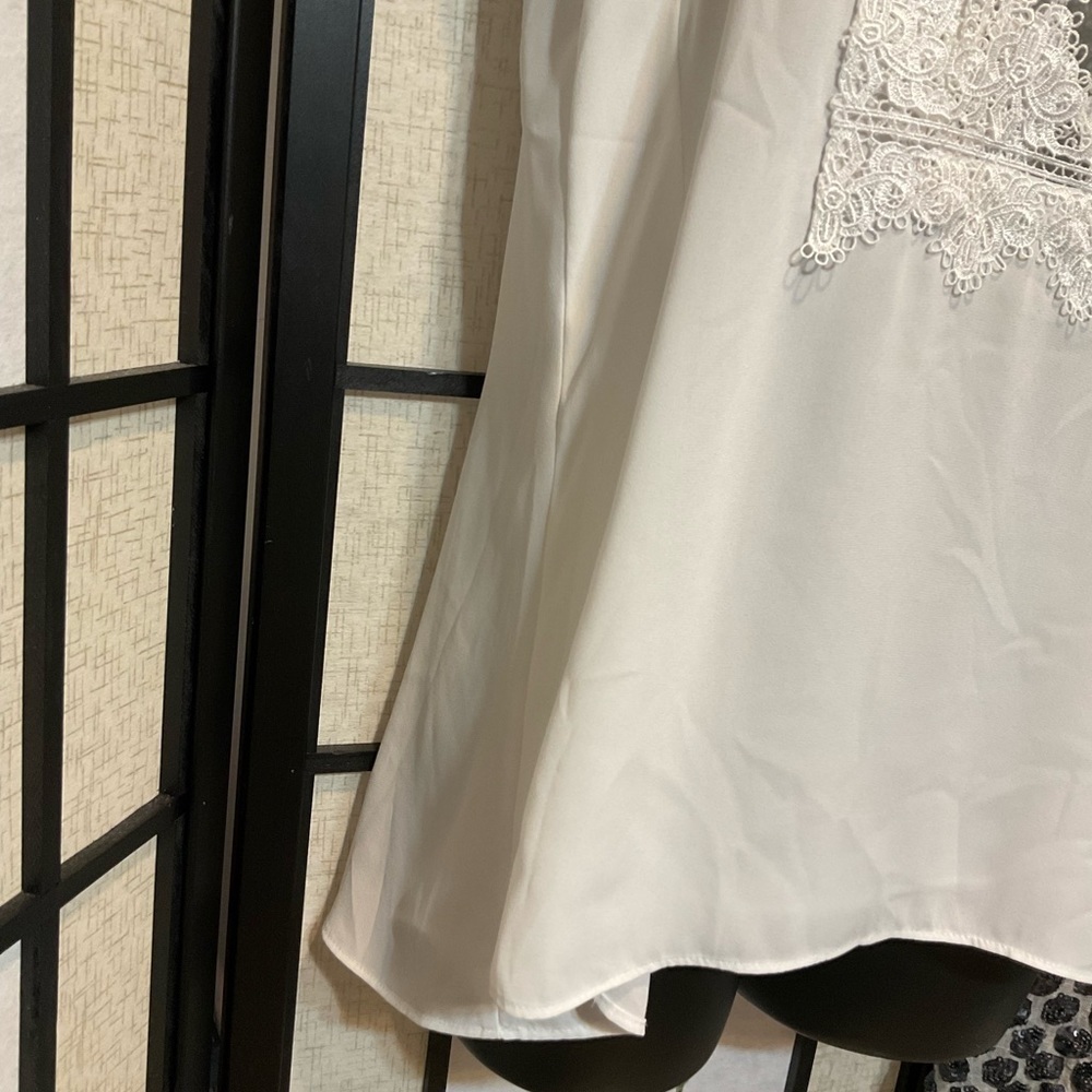 WHITE House Black Market Lace Trimmed Top - Picture 4 of 6